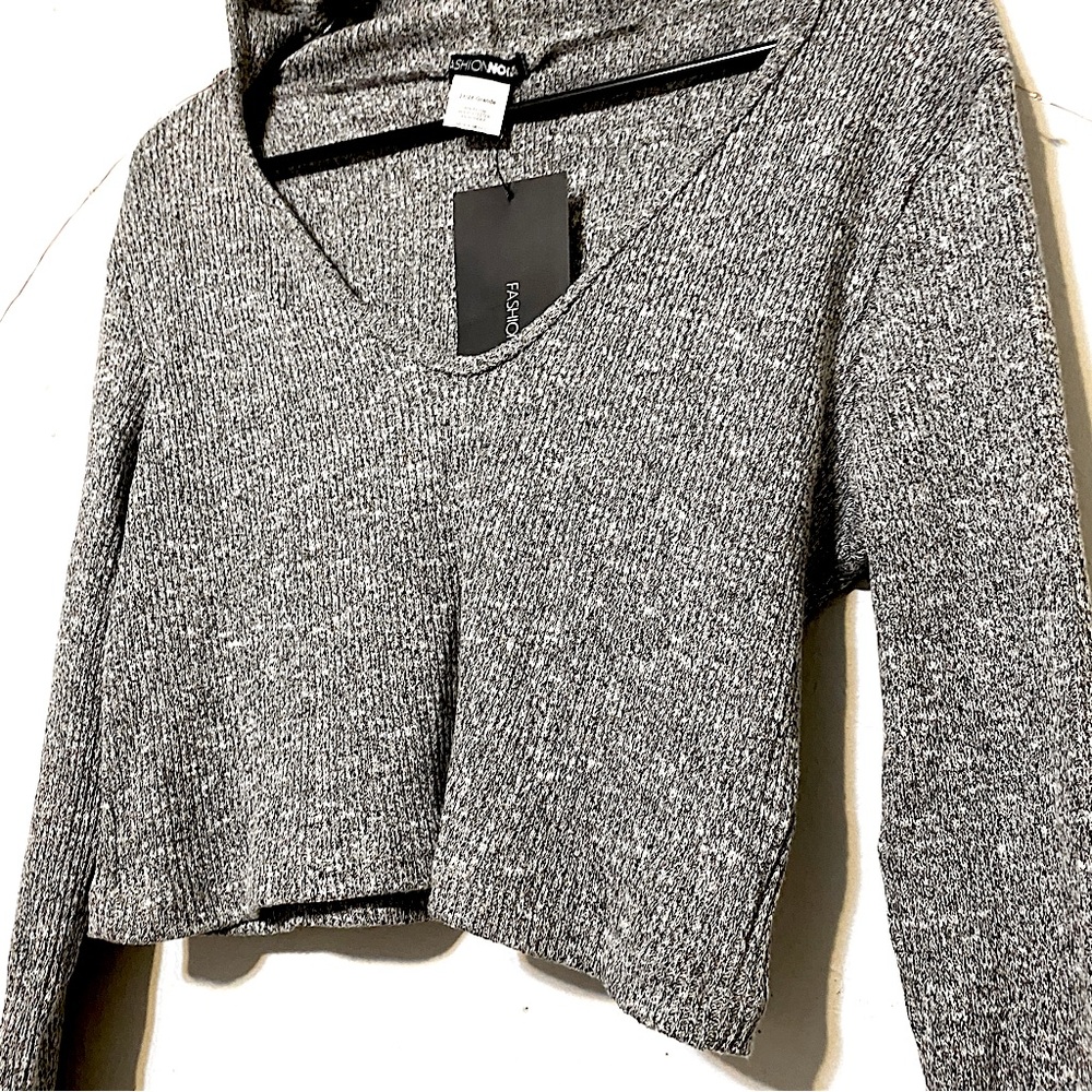 SOLD :: Fashion Nova Cropped Heather Gray Hoodie - Picture 4 of 7